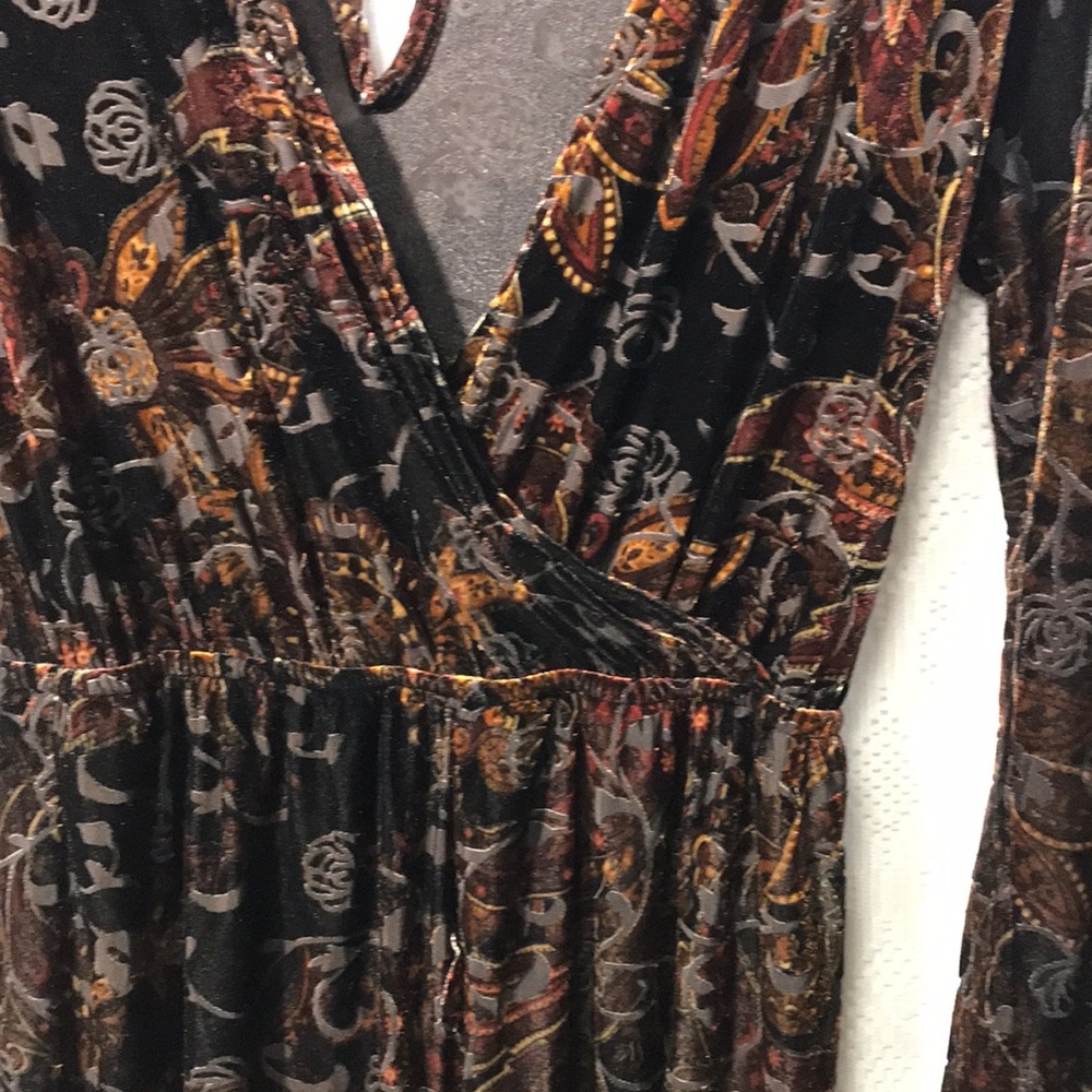Charlotte Russe Velour Romper - Picture 3 of 8